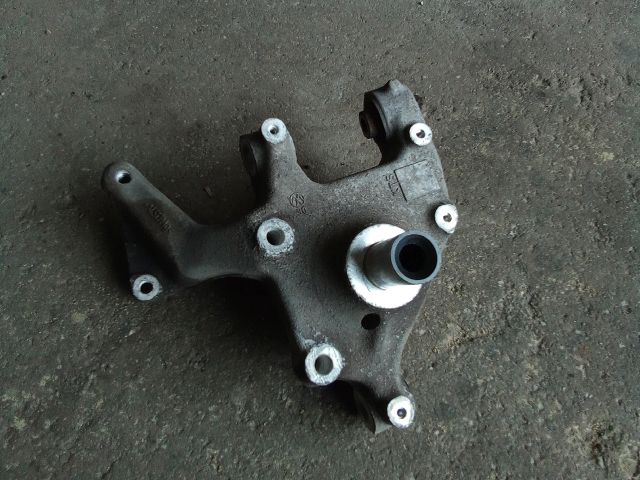 bontott VW TIGUAN Jobb hátsó Csonkállvány