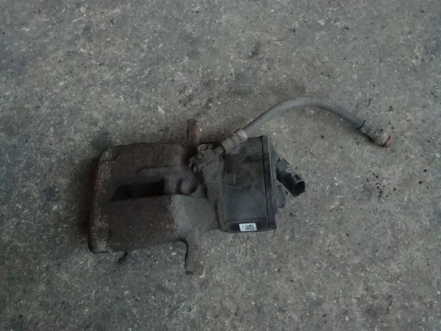 bontott VW TIGUAN Jobb hátsó Féknyereg Munkahengerrel