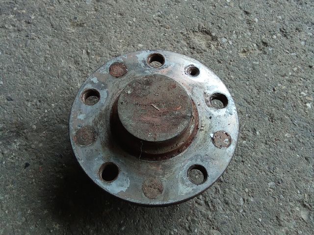 bontott VW TIGUAN Jobb hátsó Kerékagy