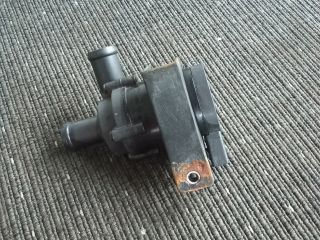 bontott VW TIGUAN Kiegészítő Vízszivattyú