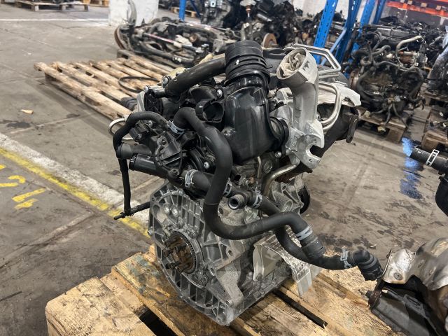 bontott VW TIGUAN Komplett Motor (Segédberendezésekkel)