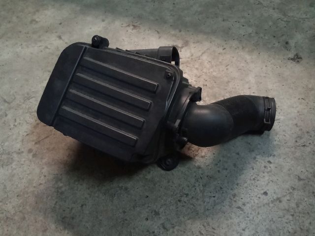 bontott VW TIGUAN Légszűrő Ház