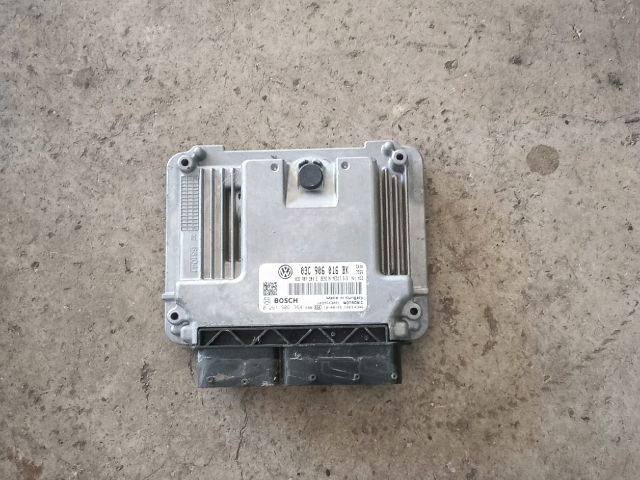 bontott VW TIGUAN Motorvezérlő