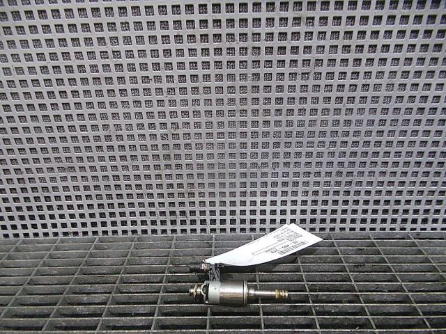 bontott VW TIGUAN Porlasztó (1 db)