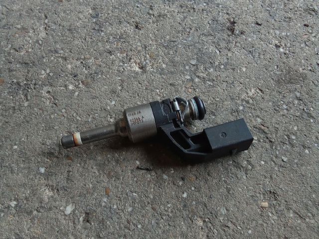 bontott VW TIGUAN Porlasztó (1 db)