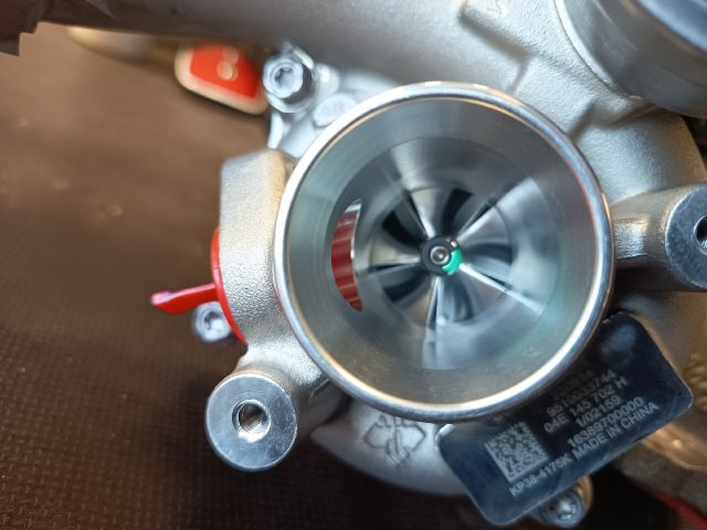 bontott VW TIGUAN Turbó