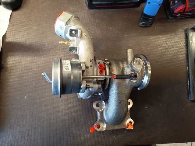 bontott VW TIGUAN Turbó