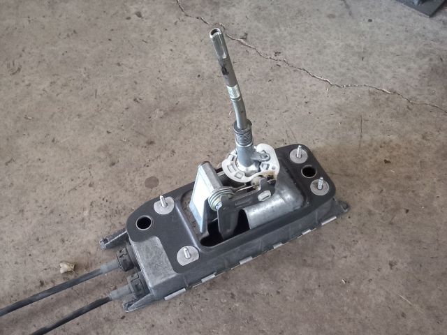 bontott VW TIGUAN Váltó Bowden