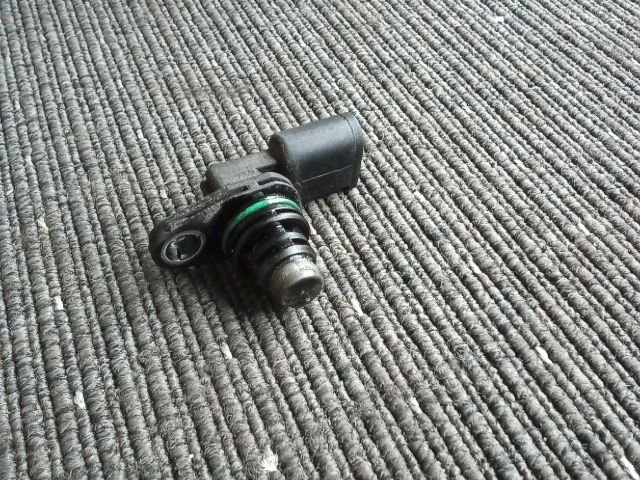 bontott VW TIGUAN Vezérműtengely Fordulatszám Jeladó