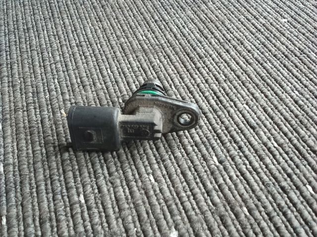 bontott VW TIGUAN Vezérműtengely Fordulatszám Jeladó