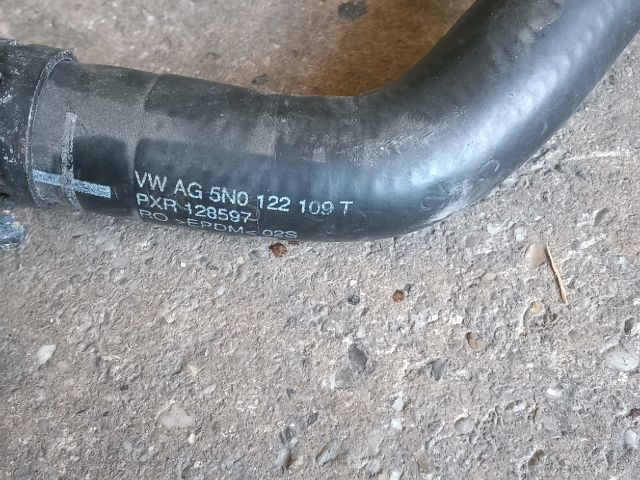 bontott VW TIGUAN Vízcső