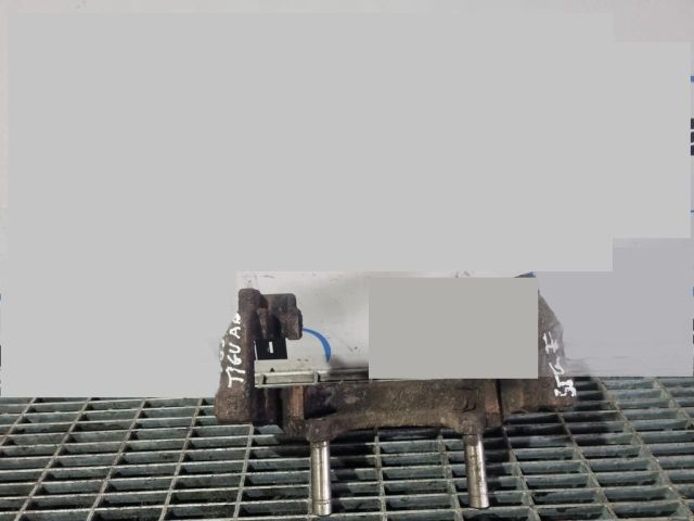 bontott VW TIGUAN Bal első Fékkengyel