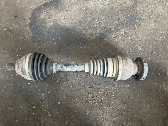 bontott VW TIGUAN Bal Féltengely