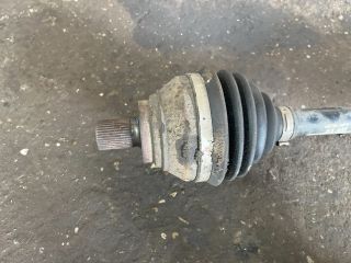 bontott VW TIGUAN Bal Féltengely