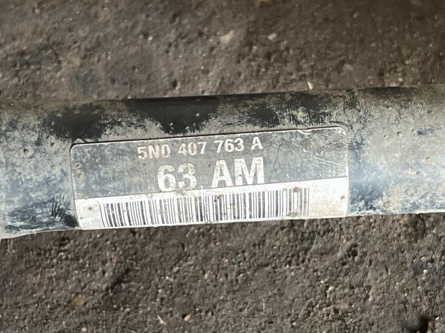 bontott VW TIGUAN Bal Féltengely