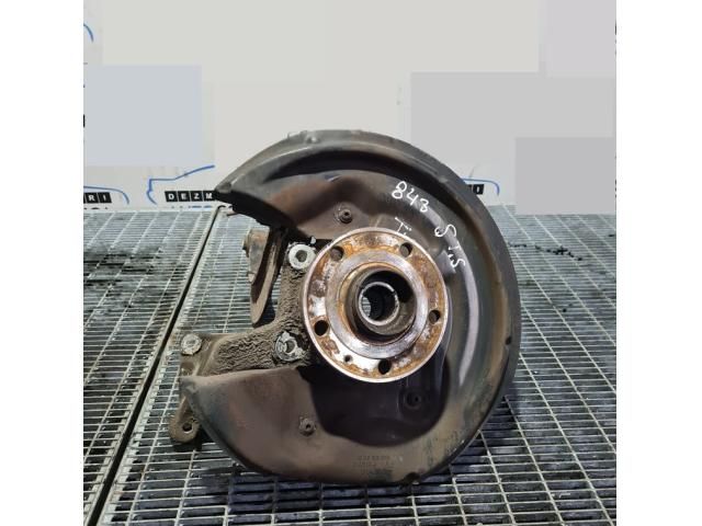 bontott VW TIGUAN Bal hátsó Csonkállvány