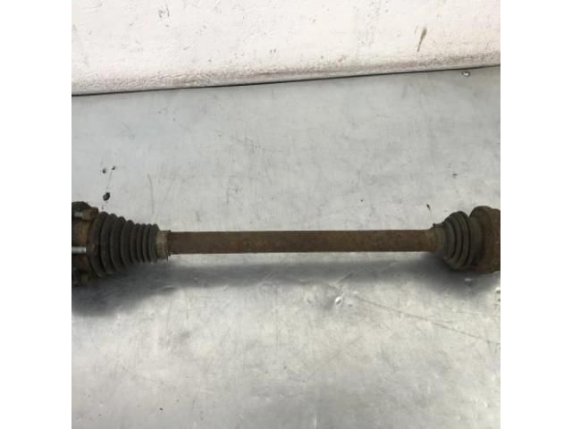 bontott VW TIGUAN Bal hátsó Féltengely