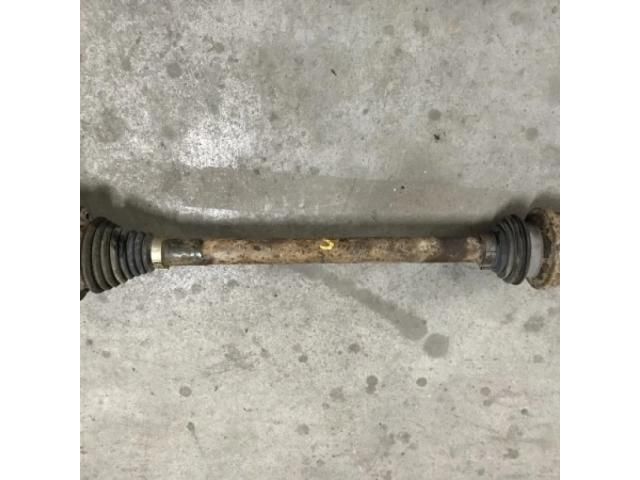 bontott VW TIGUAN Bal hátsó Féltengely