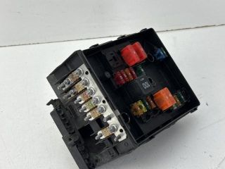 bontott VW TIGUAN Biztosítéktábla Motortér