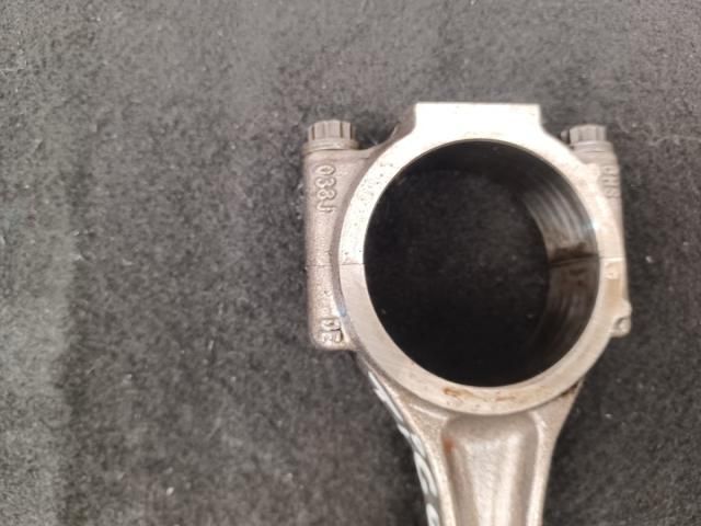 bontott VW TIGUAN Dugattyú