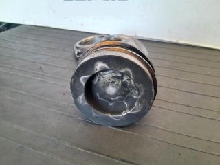 bontott VW TIGUAN Dugattyú