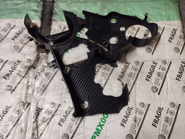 bontott VW TIGUAN Felső Vezérlés Burkolat