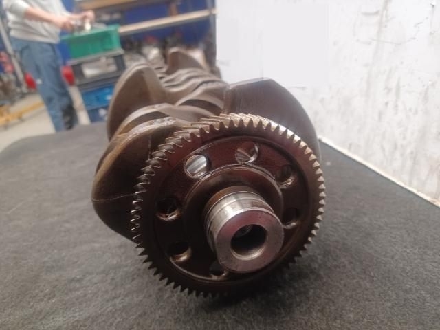 bontott VW TIGUAN Főtengely (Magában)