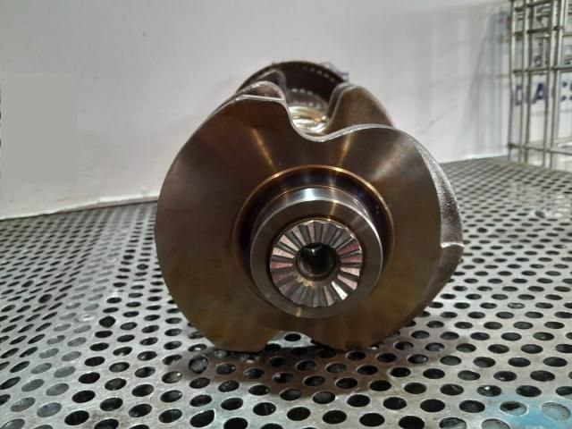 bontott VW TIGUAN Főtengely (Magában)