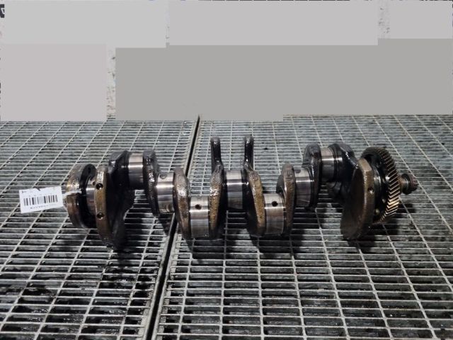 bontott VW TIGUAN Főtengely (Magában)