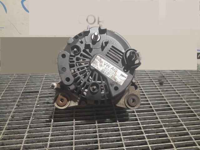 bontott VW TIGUAN Generátor