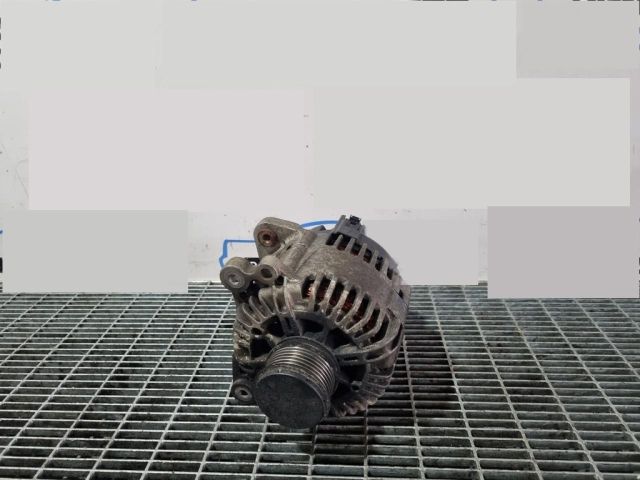 bontott VW TIGUAN Generátor