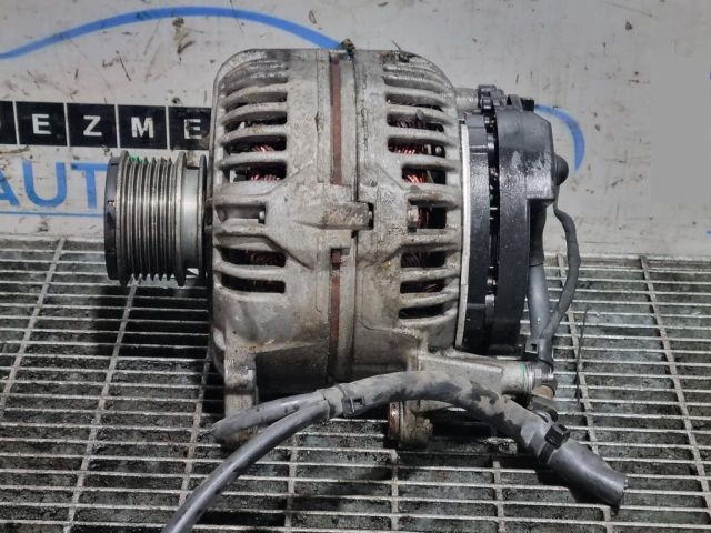 bontott VW TIGUAN Generátor