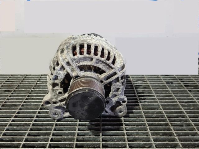 bontott VW TIGUAN Generátor