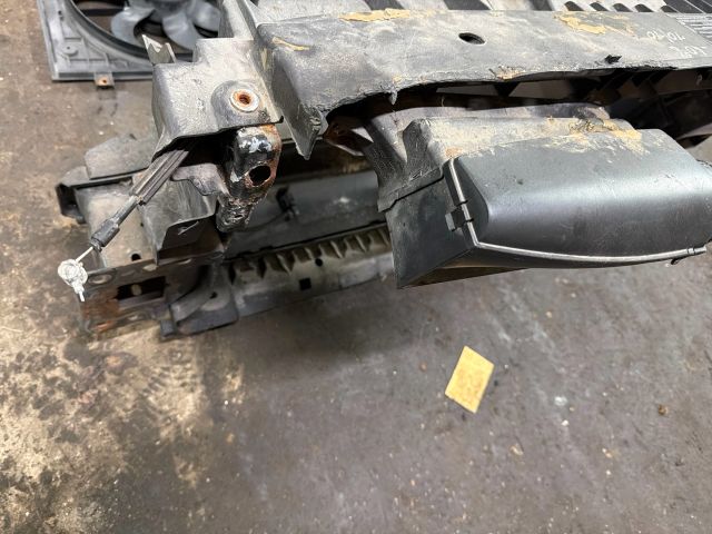 bontott VW TIGUAN Homlokfal (Üres lemez)