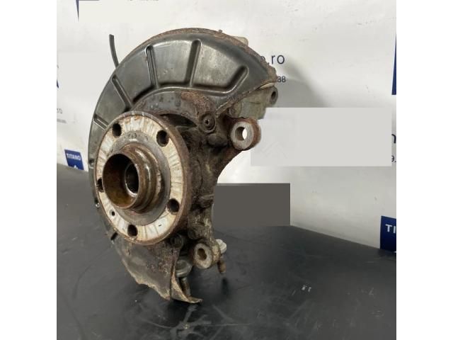 bontott VW TIGUAN Jobb első Csonkállvány