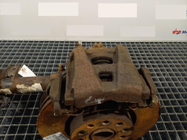 bontott VW TIGUAN Jobb első Féknyereg Munkahengerrel