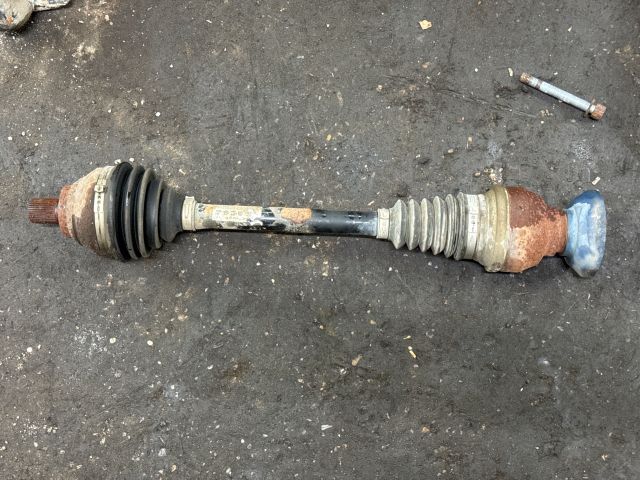 bontott VW TIGUAN Jobb Féltengely