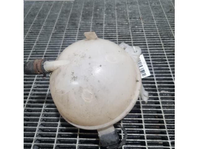 bontott VW TIGUAN Kiegyenlítő Tartály