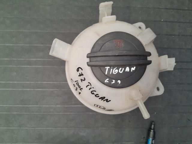 bontott VW TIGUAN Kiegyenlítő Tartály