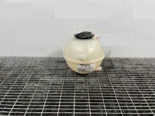 bontott VW TIGUAN Kiegyenlítő Tartály