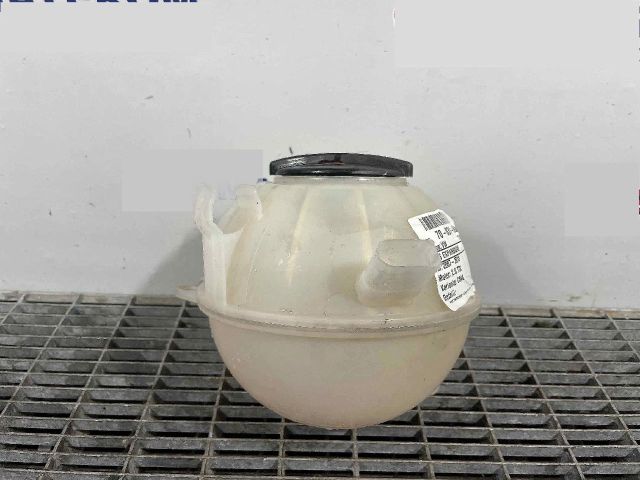 bontott VW TIGUAN Kiegyenlítő Tartály