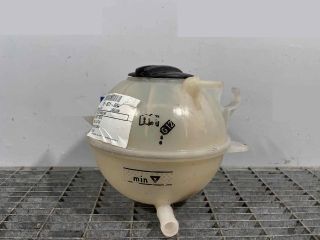 bontott VW TIGUAN Kiegyenlítő Tartály