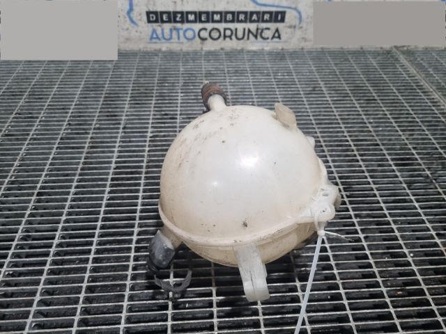 bontott VW TIGUAN Kiegyenlítő Tartály