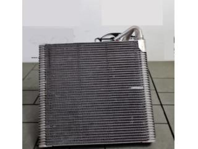 bontott VW TIGUAN Klímahűtő Radiátor