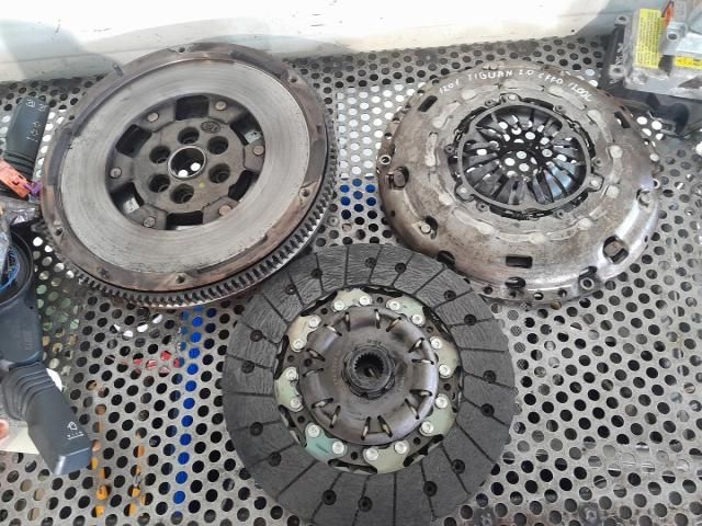 bontott VW TIGUAN Kuplung Szett (Szerkezet, Tárcsa)