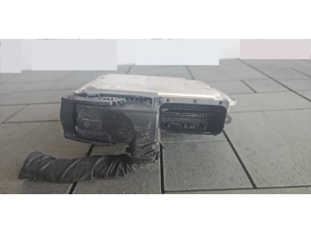 bontott VW TIGUAN Motorvezérlő