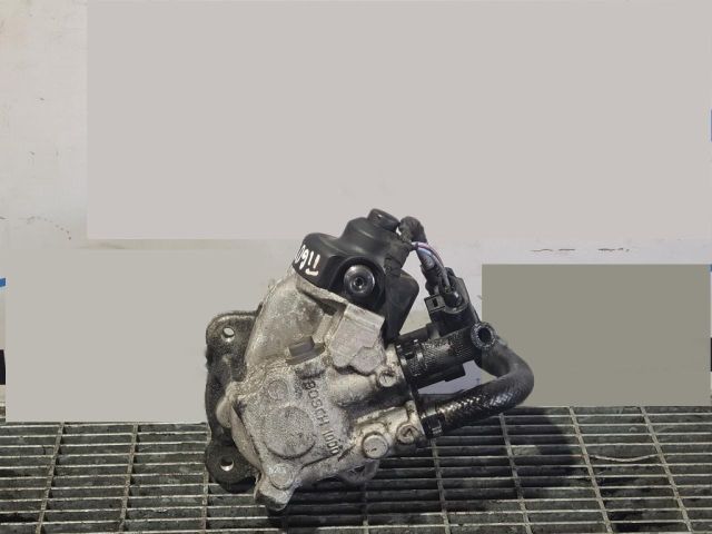 bontott VW TIGUAN Nagynyomású Szivattyú