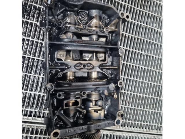 bontott VW TIGUAN Olajszivattyú