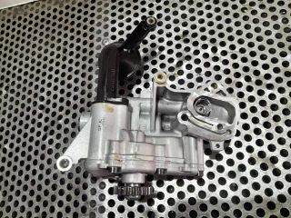 bontott VW TIGUAN Olajszivattyú