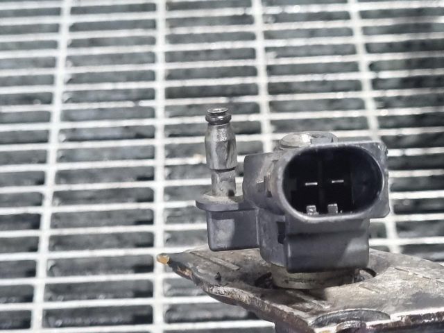 bontott VW TIGUAN Porlasztó (1 db)